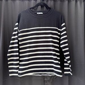 Zara Charcoal Gray Crew Neck Sweater